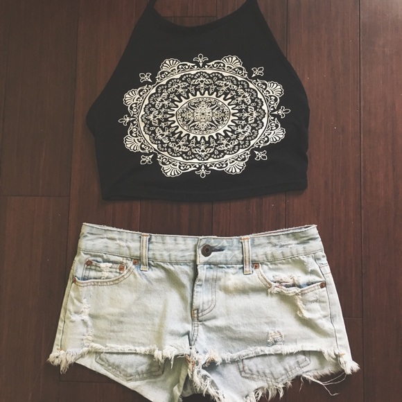 Tops - Cute halter top